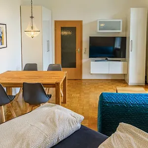  Apartment Charming With Parking Spot